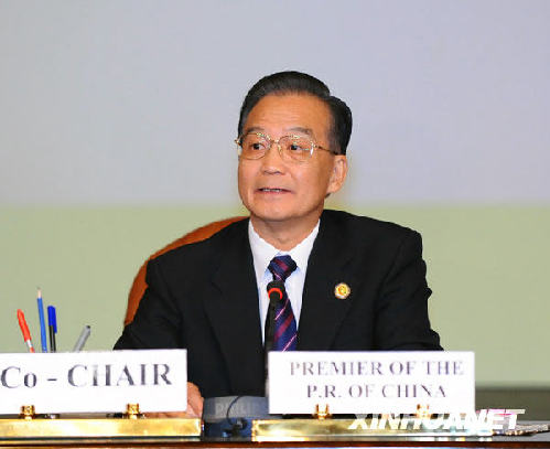 11月8日,国务院总理温家宝在埃及沙姆沙伊赫出席中非合作论坛第四届部长级会议开幕式并讲话。