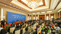 ３.４人大发布会.jpg